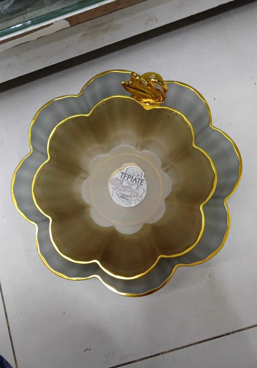 Elegant Floral Shaped Fruit Plate, Vintage Style Serving Plates, New Design Dryfruit Plate Elegant Floral Shaped Fruit Plate, Vintage Style Serving Plates, New Design Dryfruit Plate